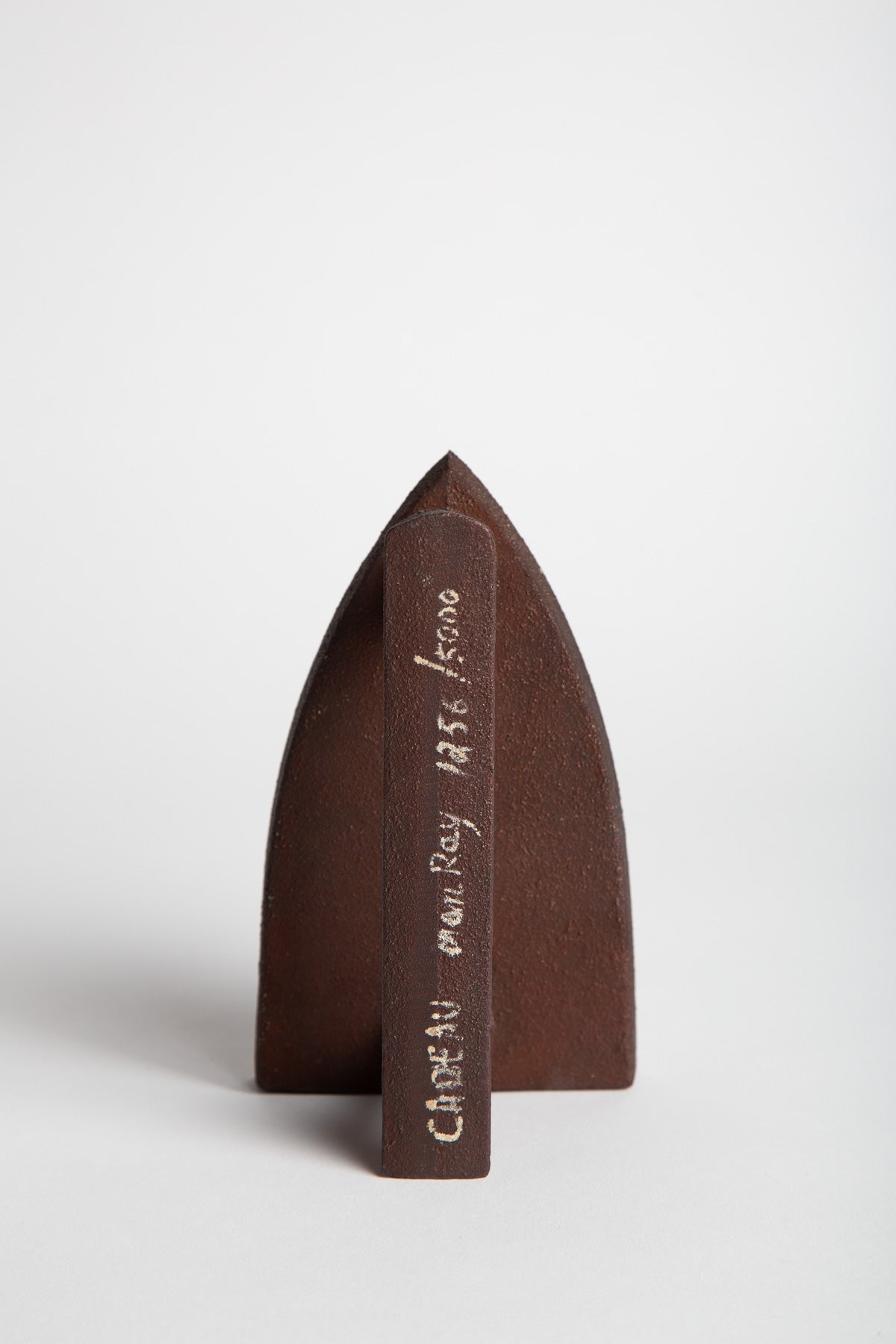 MAXFIELD PRIVATE COLLECTION | MAN RAY CADEAU 1921/1974 IRON