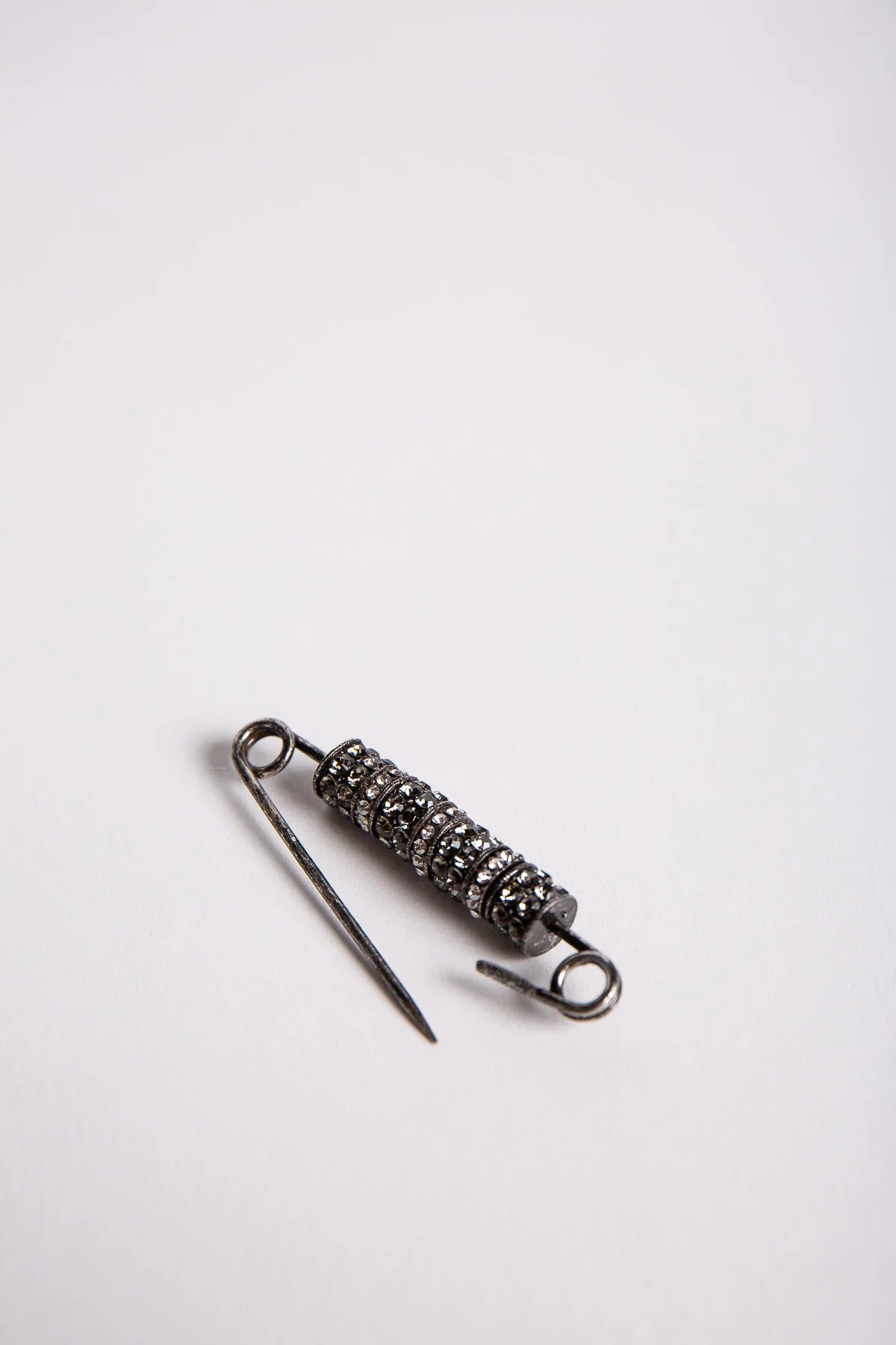 LANVIN | SMALL CRYSTAL STRASS PIN