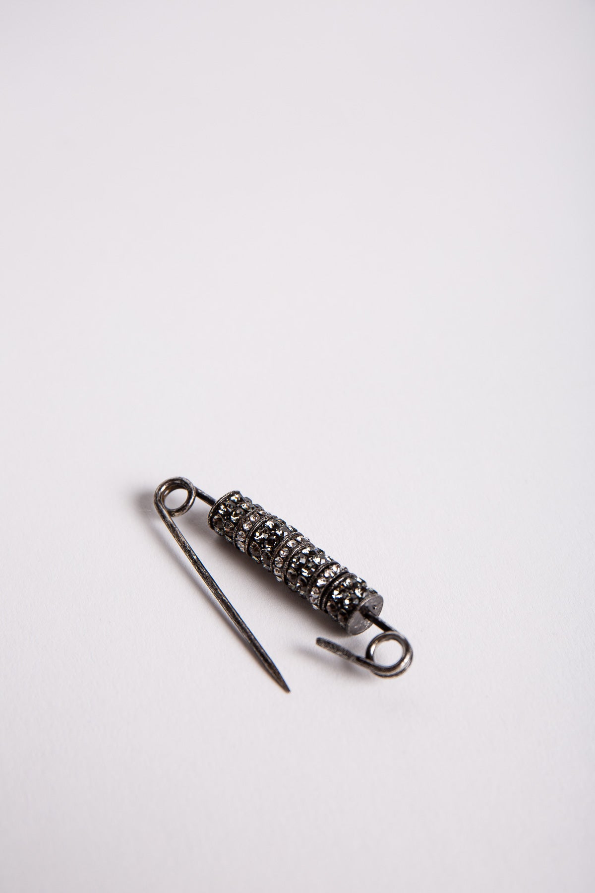 LANVIN | SMALL CRYSTAL STRASS PIN