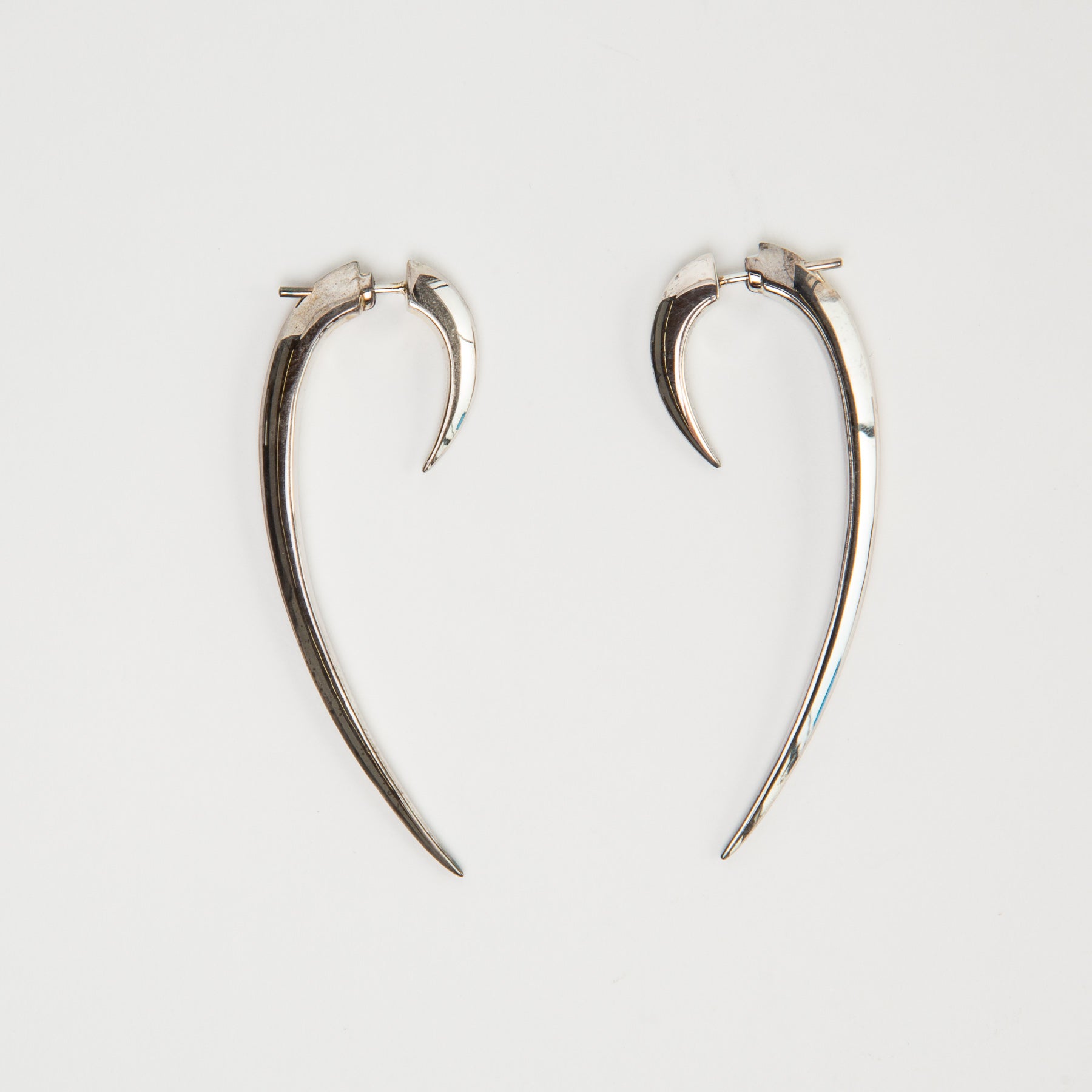 SHAUN LEANE | SILVER LONG HOOK EARRINGS