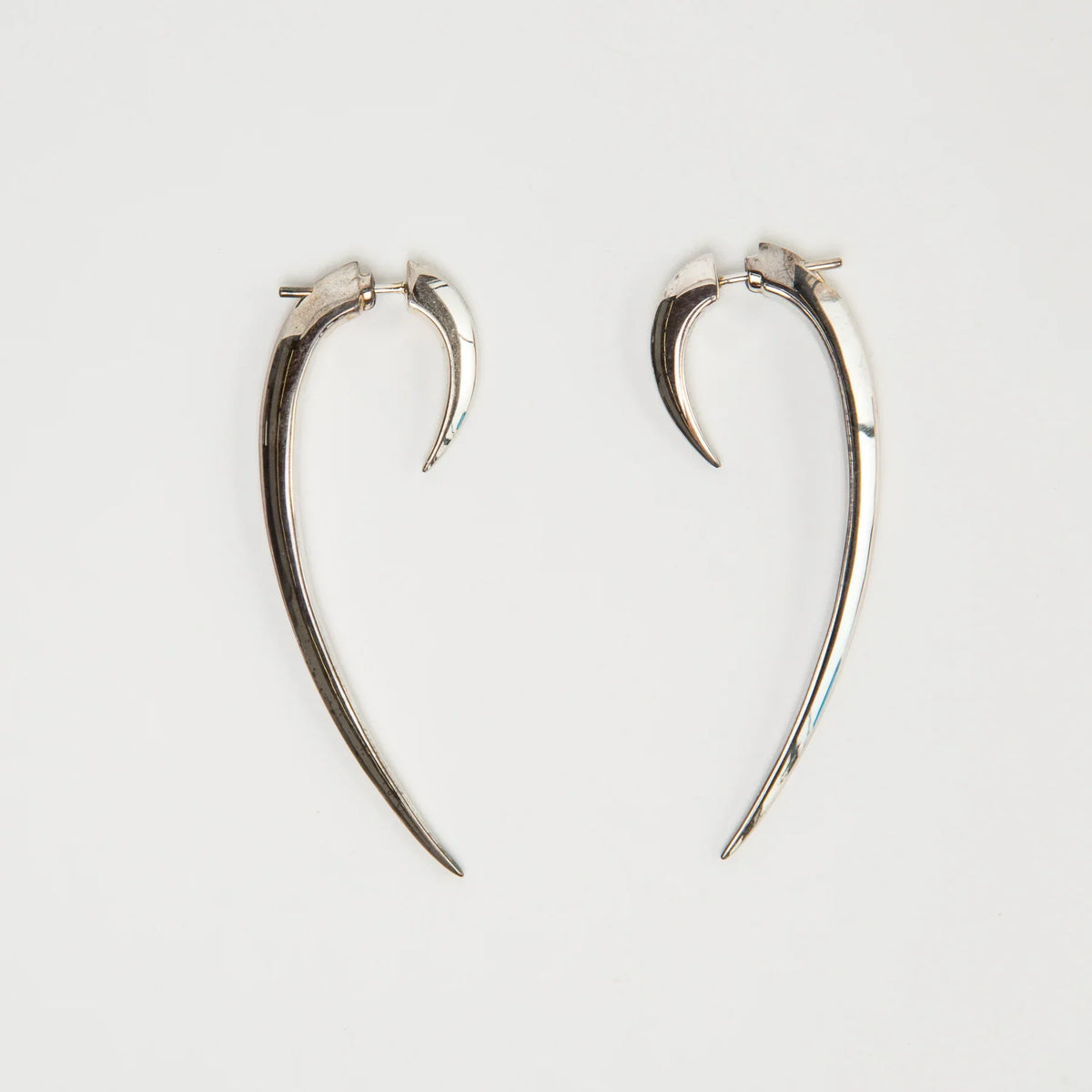 SHAUN LEANE | SILVER LONG HOOK EARRINGS