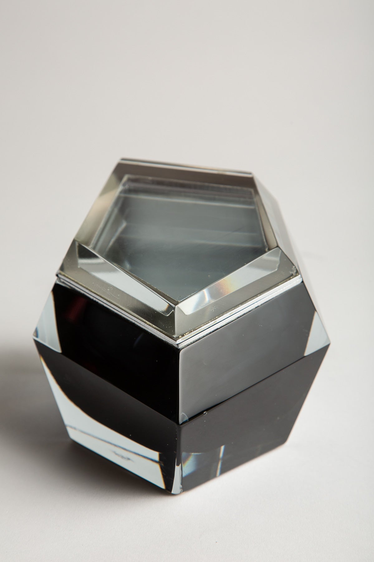 MAXFIELD PRIVATE COLLECTION | PURHO MURANO BLACK GLASS BOX - MAXFIELD LA