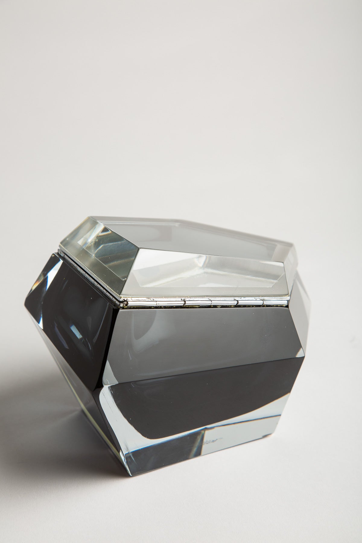 MAXFIELD PRIVATE COLLECTION | PURHO MURANO BLACK GLASS BOX - MAXFIELD LA