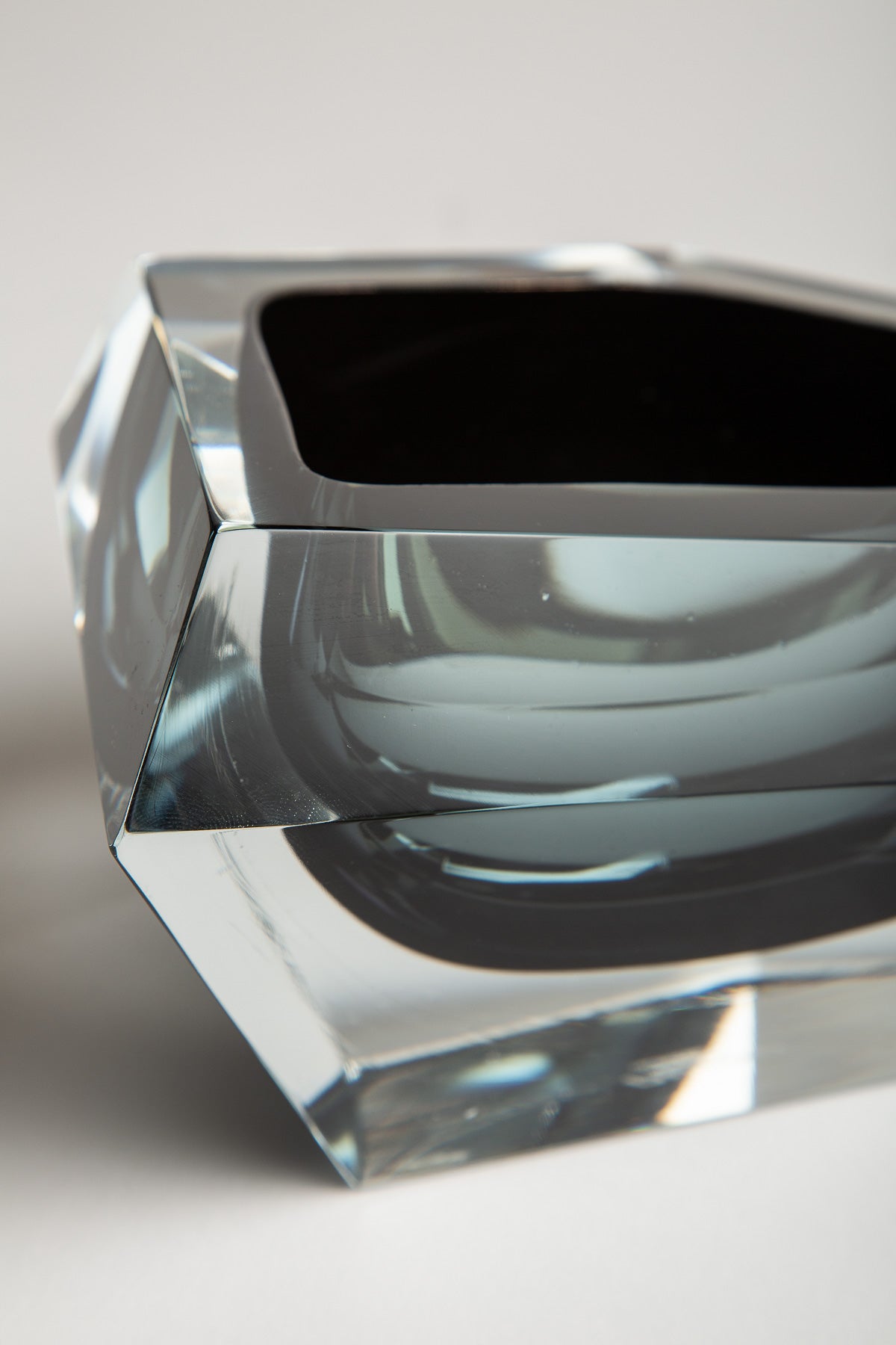 MAXFIELD PRIVATE COLLECTION | PURHO BLACK MURANO GLASS BOWL - MAXFIELD LA