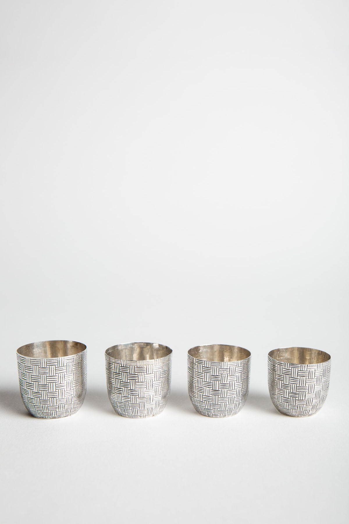 HARDY | 4-PIECE WEAVE TRAVEL CUPS
