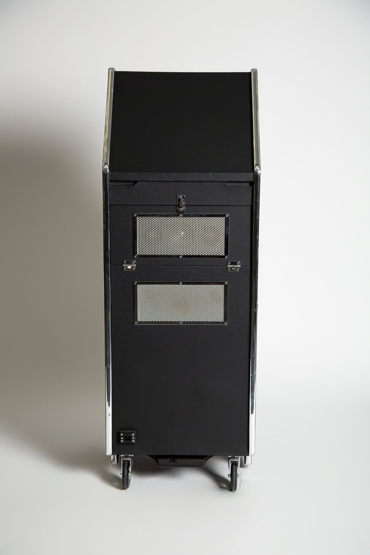 PINEL & PINEL | ARCADE TRUNK - MAXFIELD LA