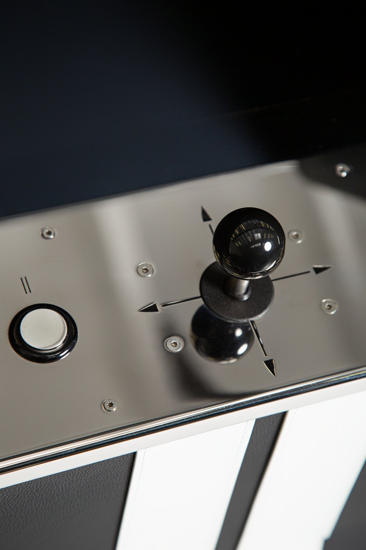 PINEL & PINEL | ARCADE TRUNK - MAXFIELD LA