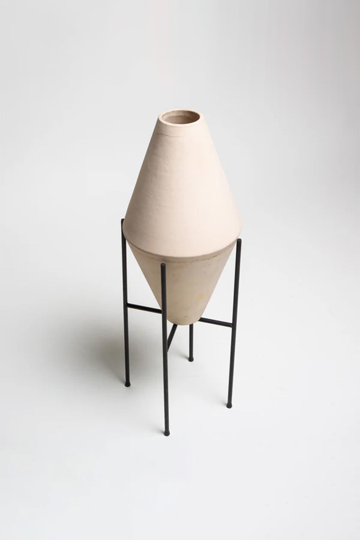 MAXFIELD PRIVATE COLLECTION | 1950'S PLANTER STAND - MAXFIELD LA