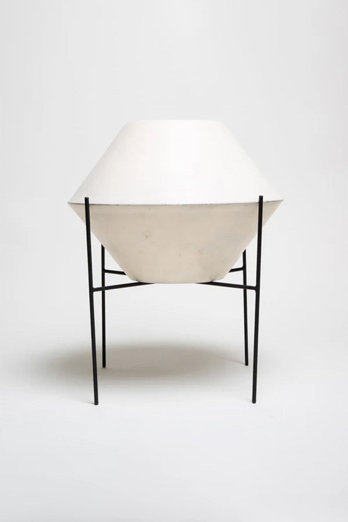 MAXFIELD PRIVATE COLLECTION | 1960'S DIAMOND CERAMIC PLANTER - MAXFIELD LA