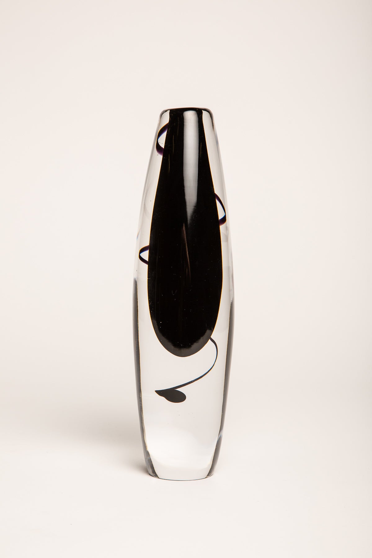 MAXFIELD PRIVATE COLLECTION | KOSTA VASE