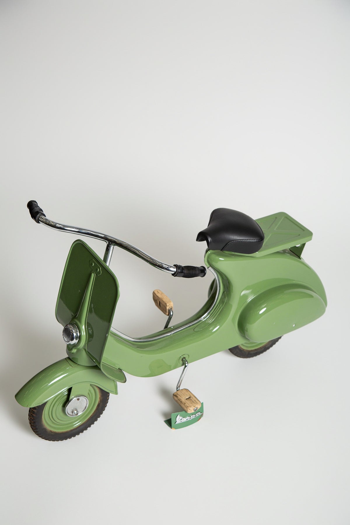 MAXFIELD PRIVATE COLLECTION