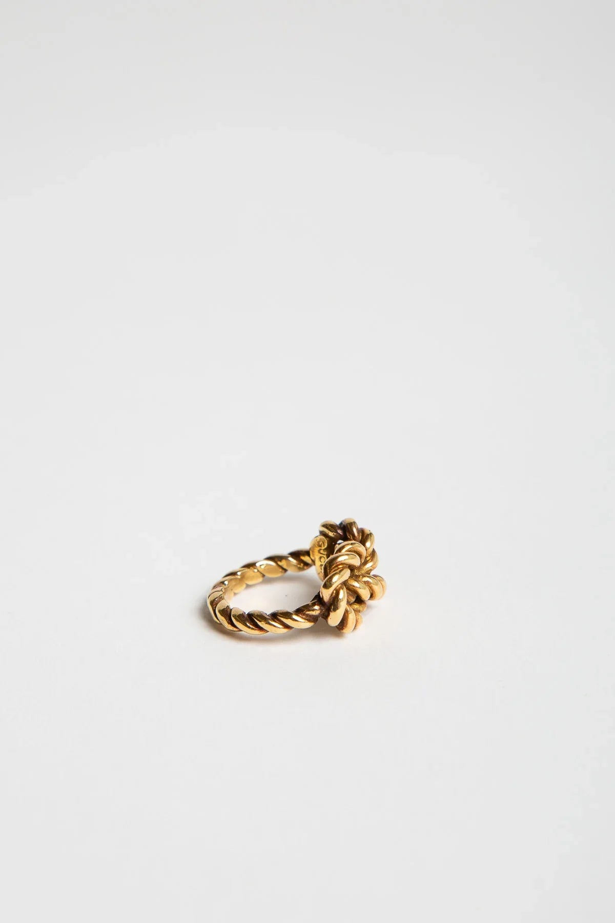 MAXFIELD PRIVATE COLLECTION | 1960'S 18K KNOT RING