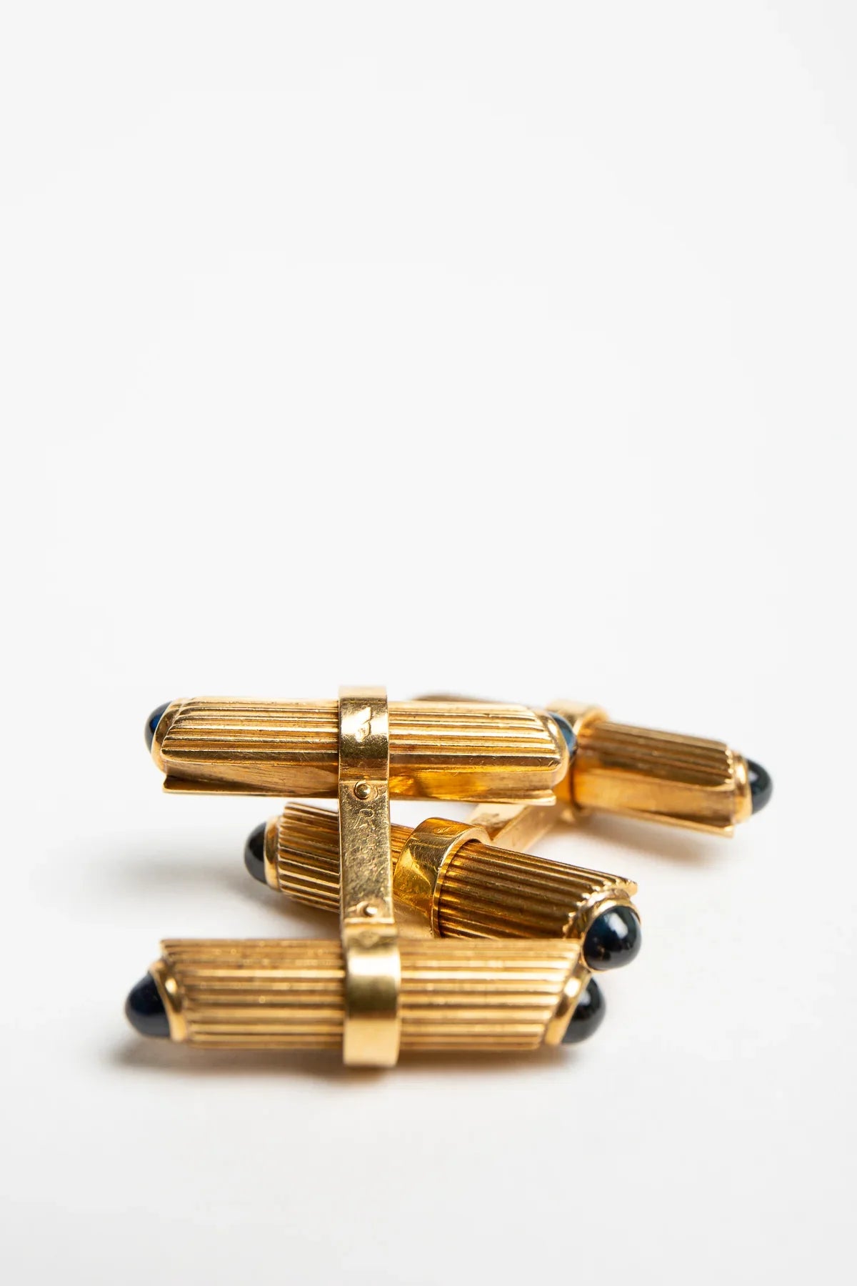 CARTIER | 18K GOLD SAPPHIRE CUFFLINKS