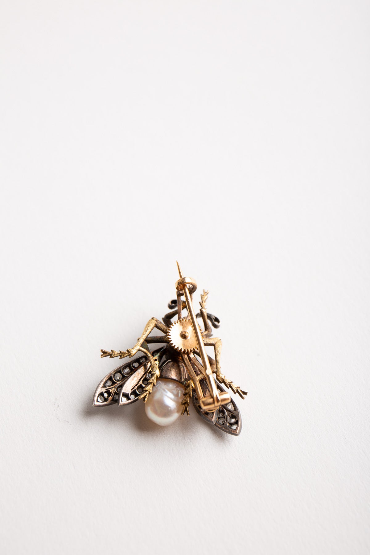 MAXFIELD PRIVATE COLLECTION | VINTAGE PEARL DIAMOND FLY BROOCH