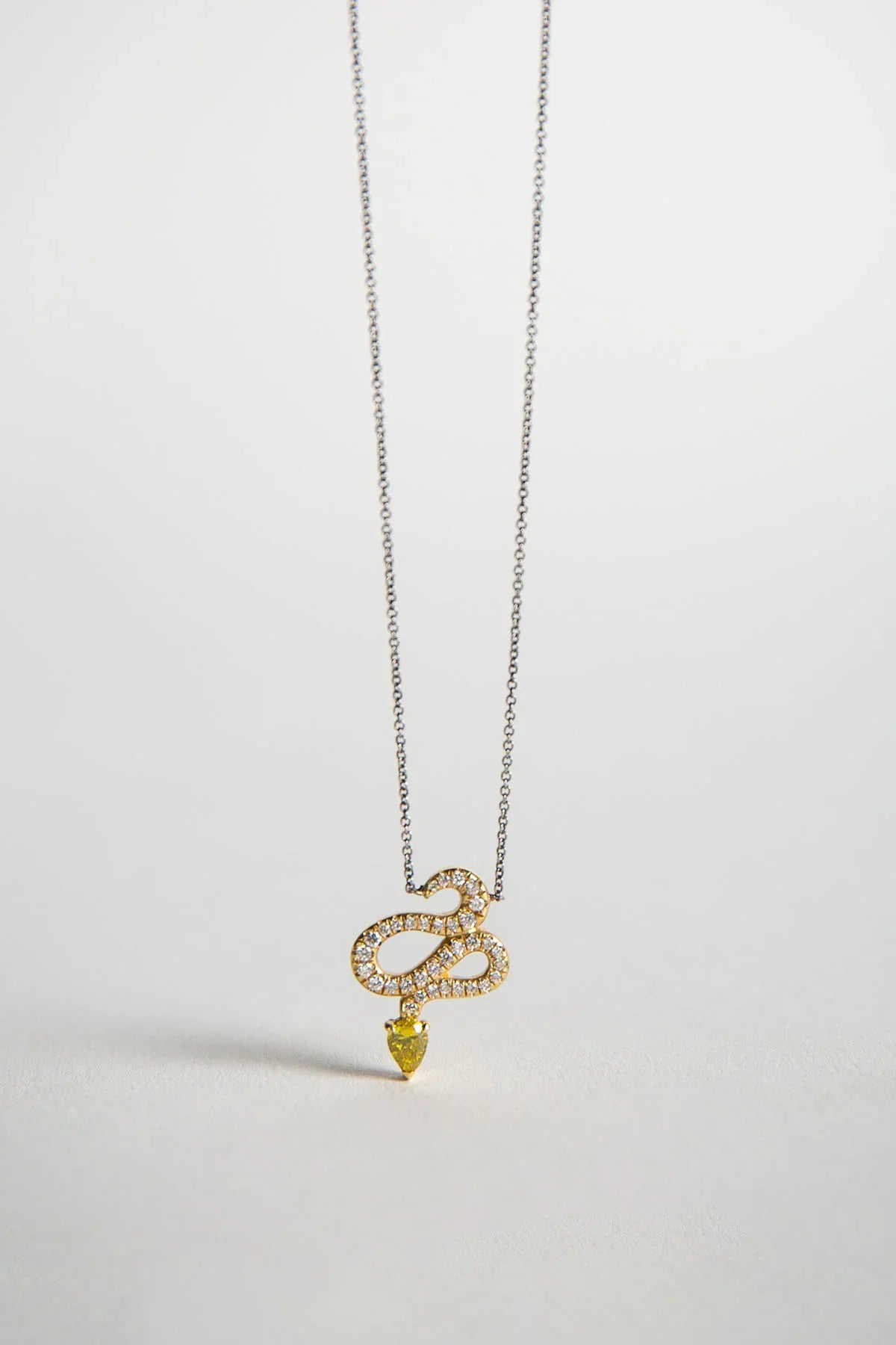MAXFIELD PRIVATE COLLECTION | YELLOW DIAMOND SNAKE NECKLACE