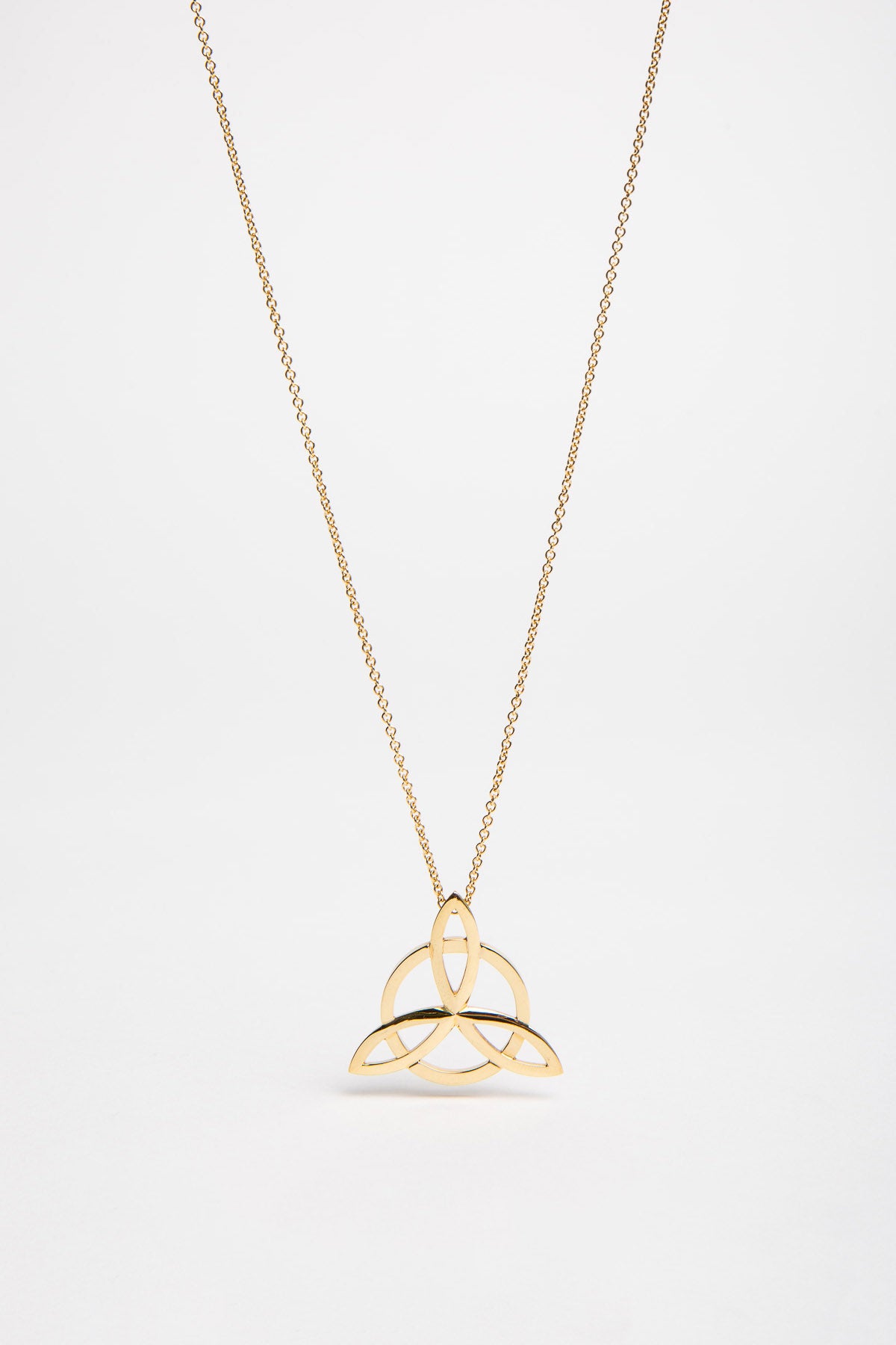 SARAH JANE WILDE | BLACK STAR GOLD NECKLACE