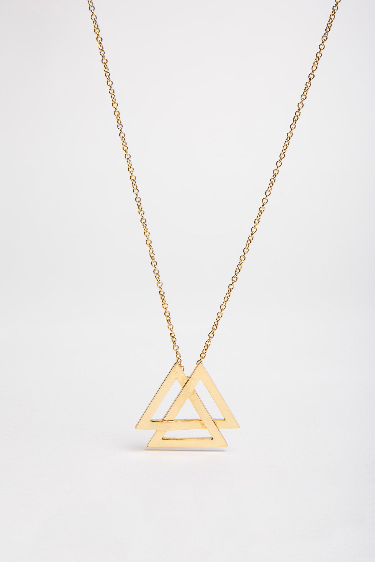 SARAH JANE WILDE | BLACK STAR GOLD NECKLACE