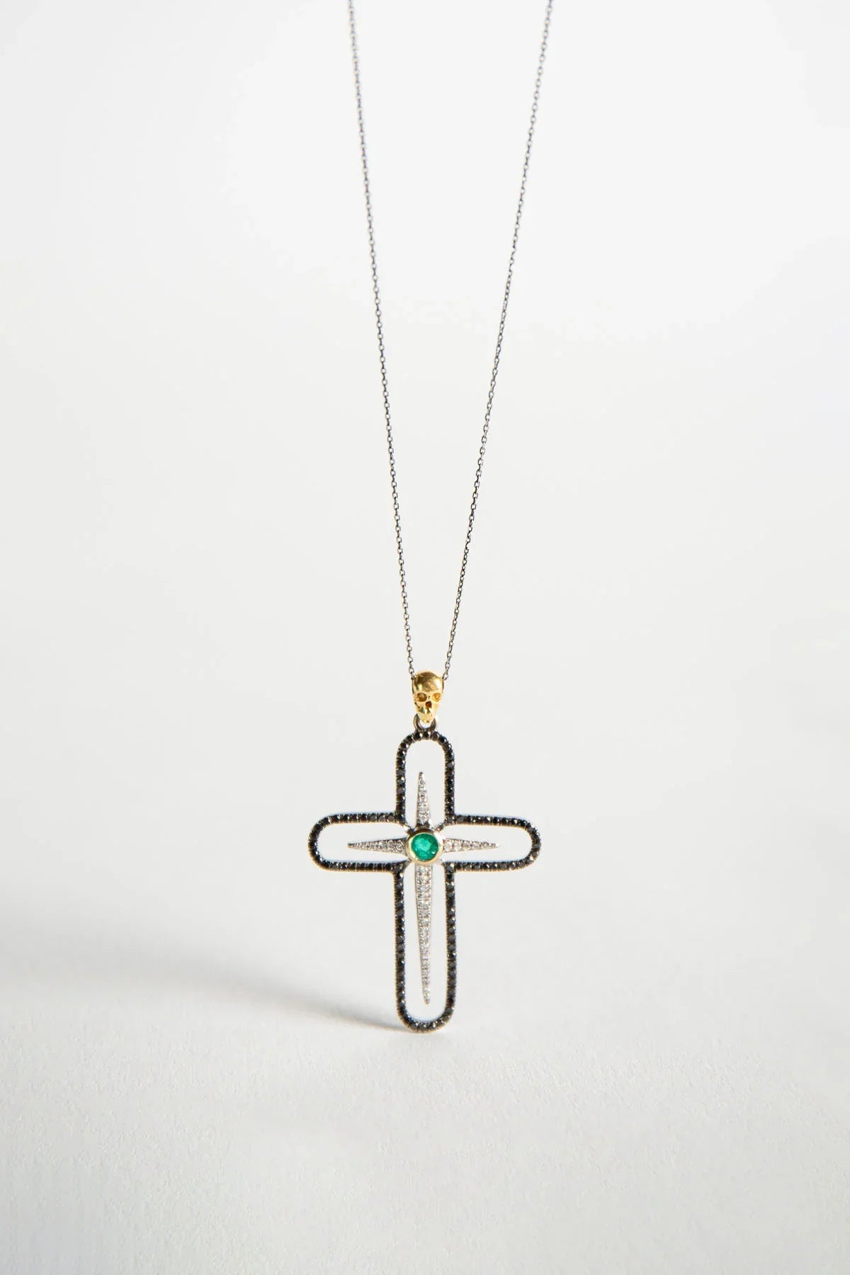 MAXFIELD PRIVATE COLLECTION | EMERALD DIAMOND SKULL CROSS NECKLACE