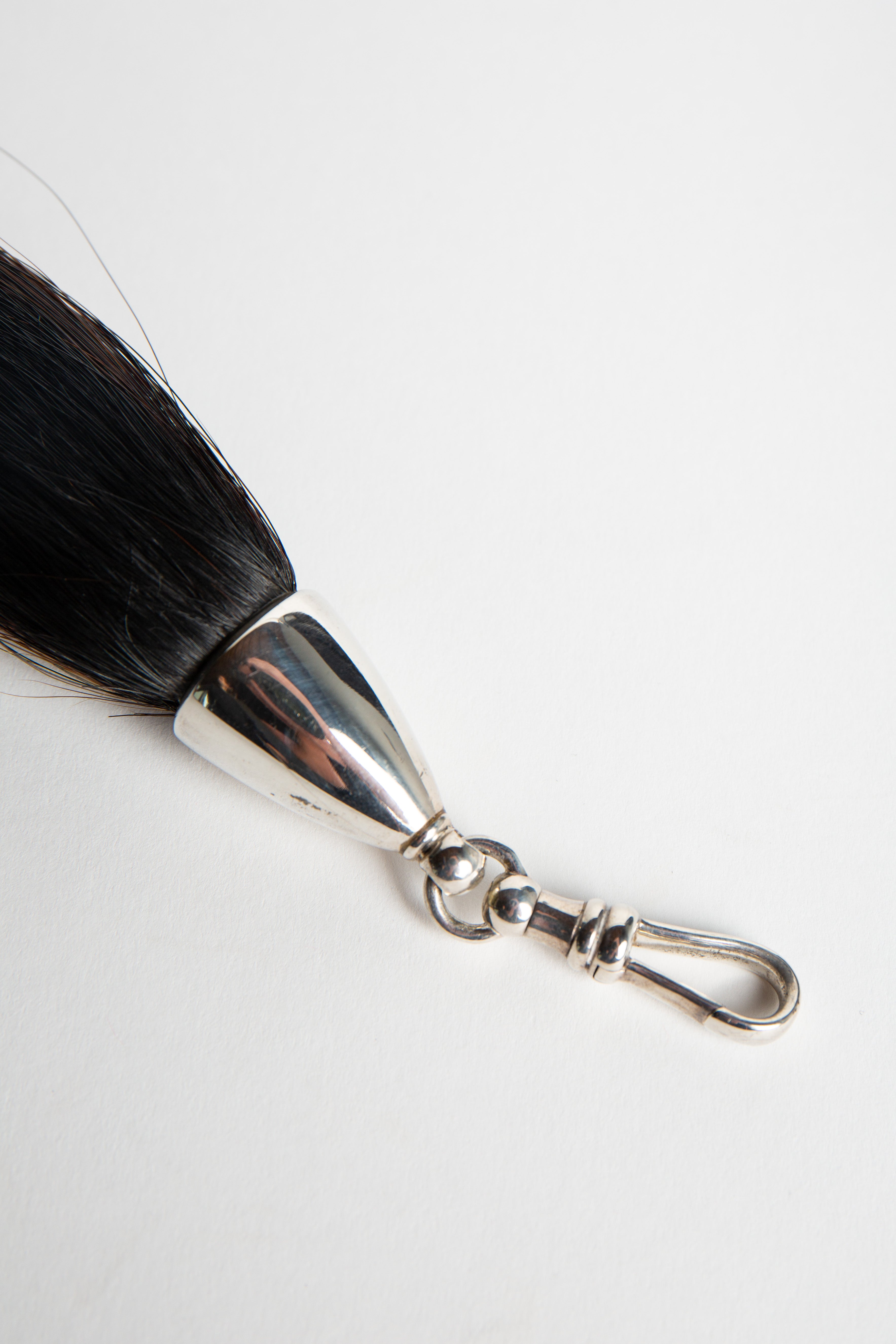 BETONY | HORSE WHIP PENDANT