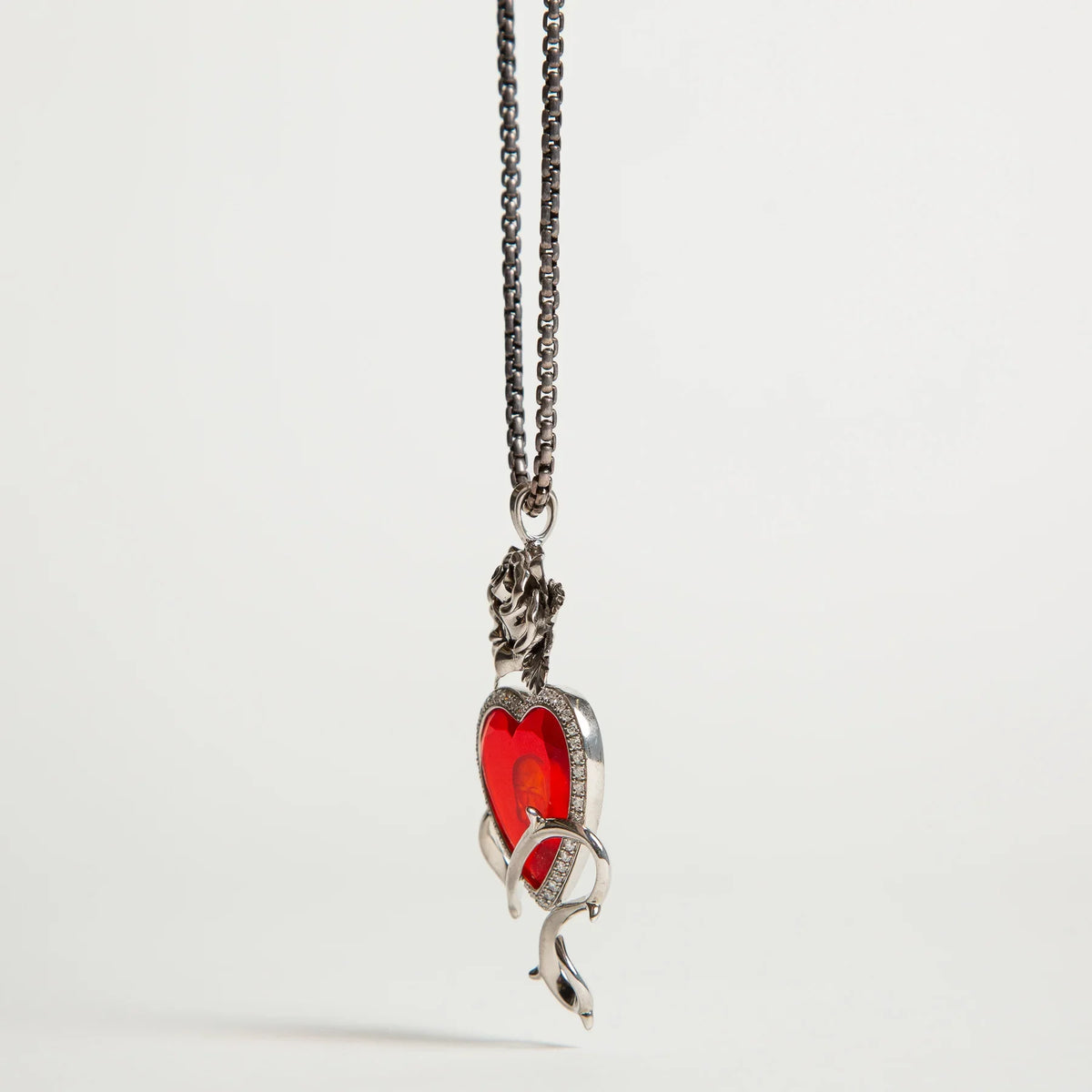 STEPHEN WEBSTER | GARNET DIAMOND HEART PENDANT