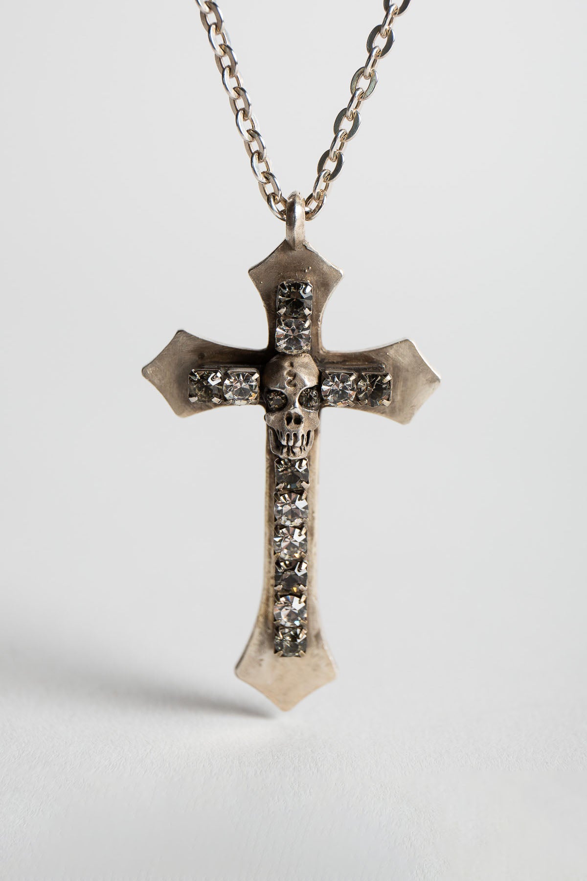 MANIAC | LARGE CROSS NECKLACE