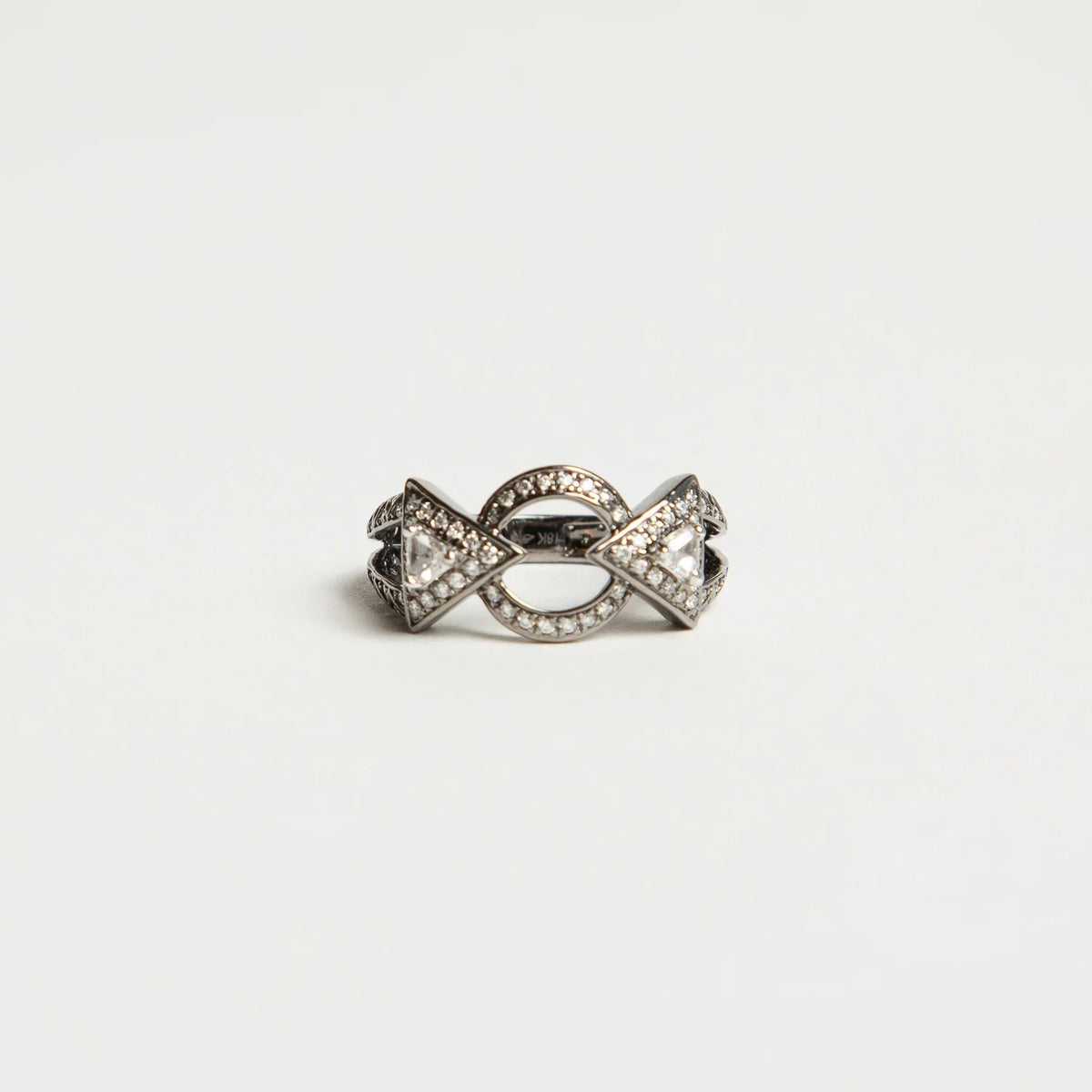 JADE JAGGER | DOUBLE DIAMOND TRIANGLE RING