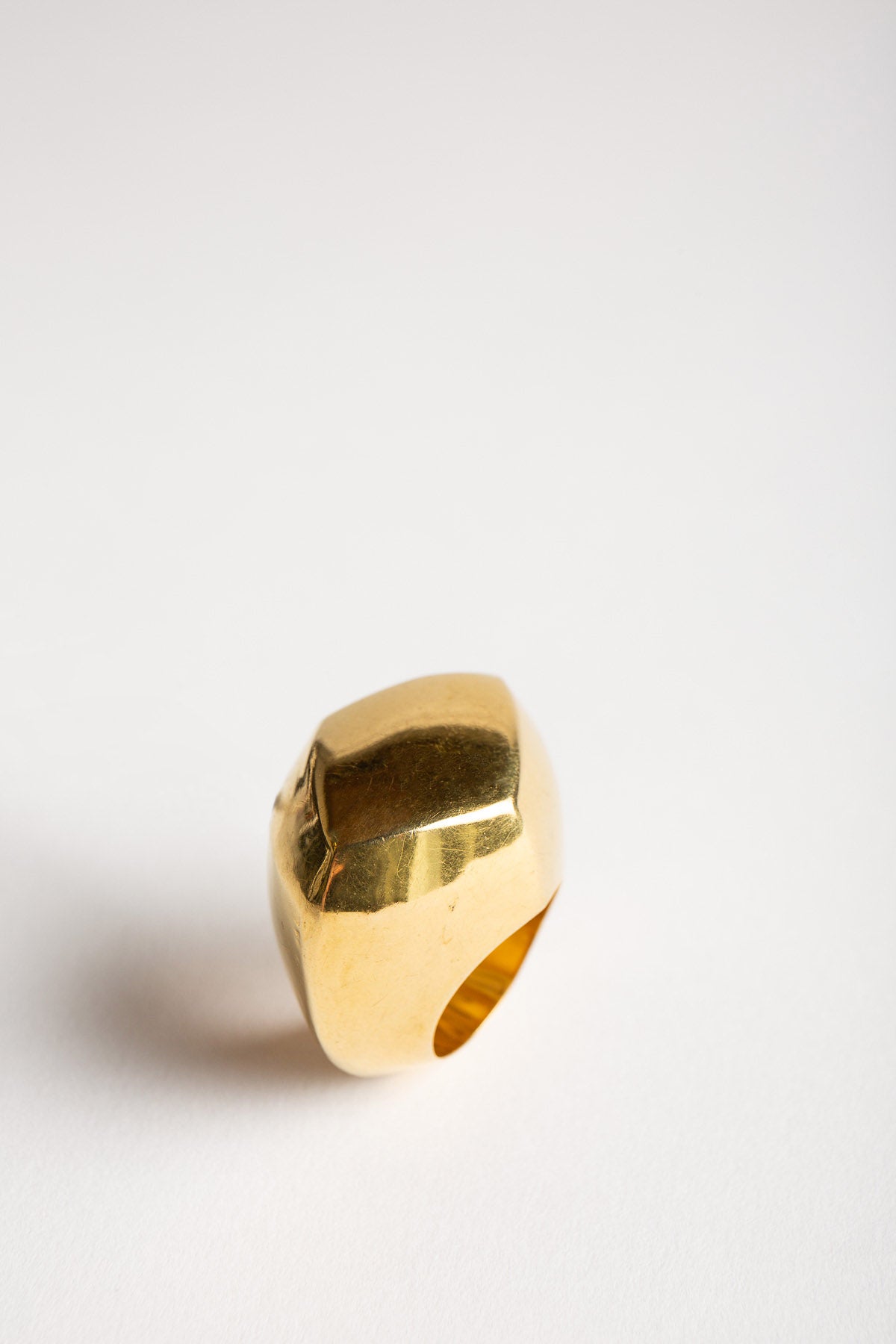 MAXFIELD PRIVATE COLLECTION | 1970'S MODERNIST 18K RING - MAXFIELD LA
