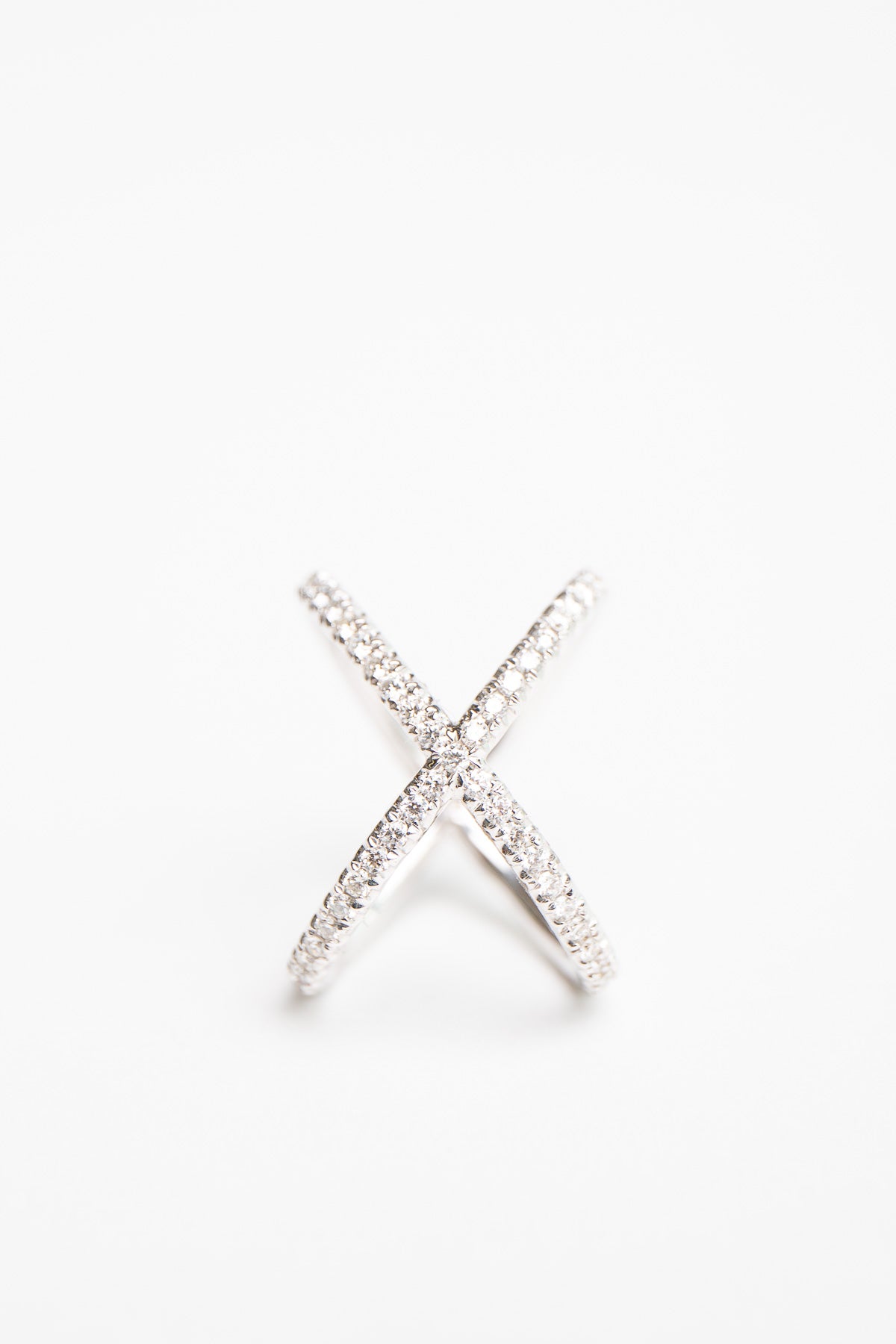 MAUD JEWELRY | 18K WHITE GOLD DIAMOND X RING