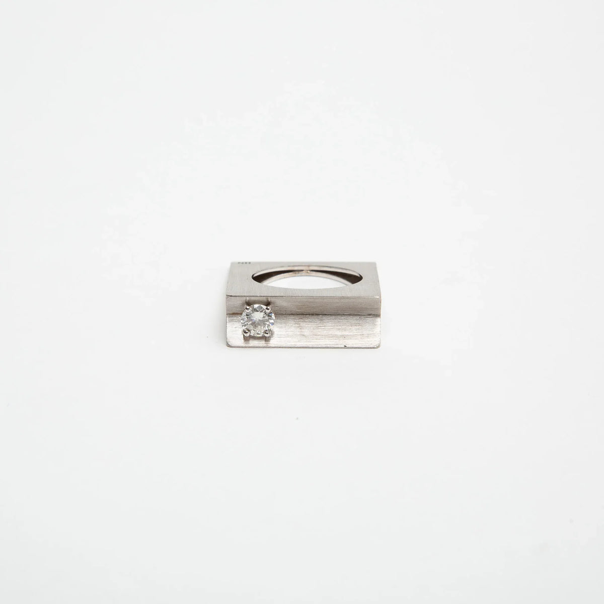 HADAR NORNBERG | WHITE GOLD SPATIAL RING