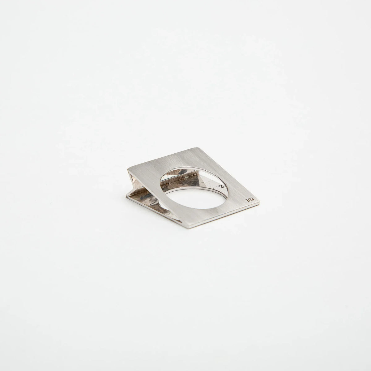 HADAR NORNBERG | WHITE GOLD SPATIAL RING