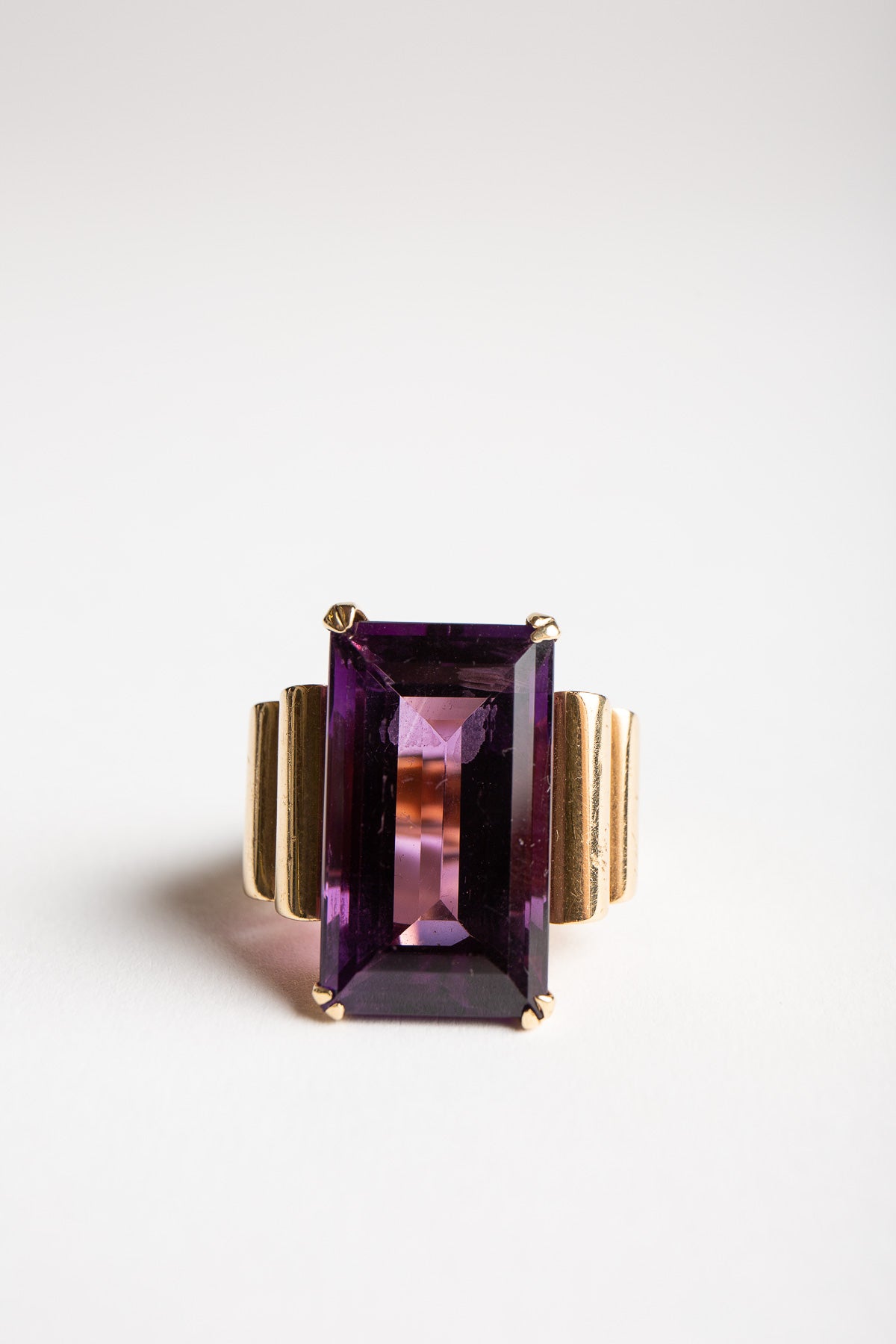 MAXFIELD PRIVATE COLLECTION | 1940'S AMETHYST RING - MAXFIELD LA