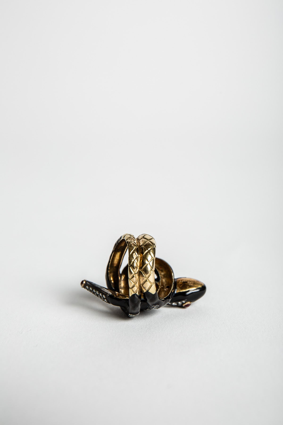 MAXFIELD PRIVATE COLLECTION | DIAMOND SNAKE RING - MAXFIELD LA
