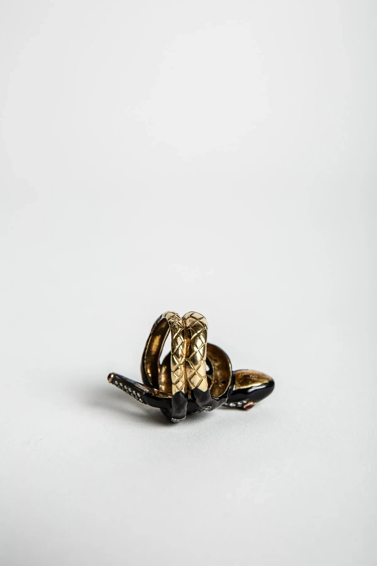 MAXFIELD PRIVATE COLLECTION | DIAMOND SNAKE RING
