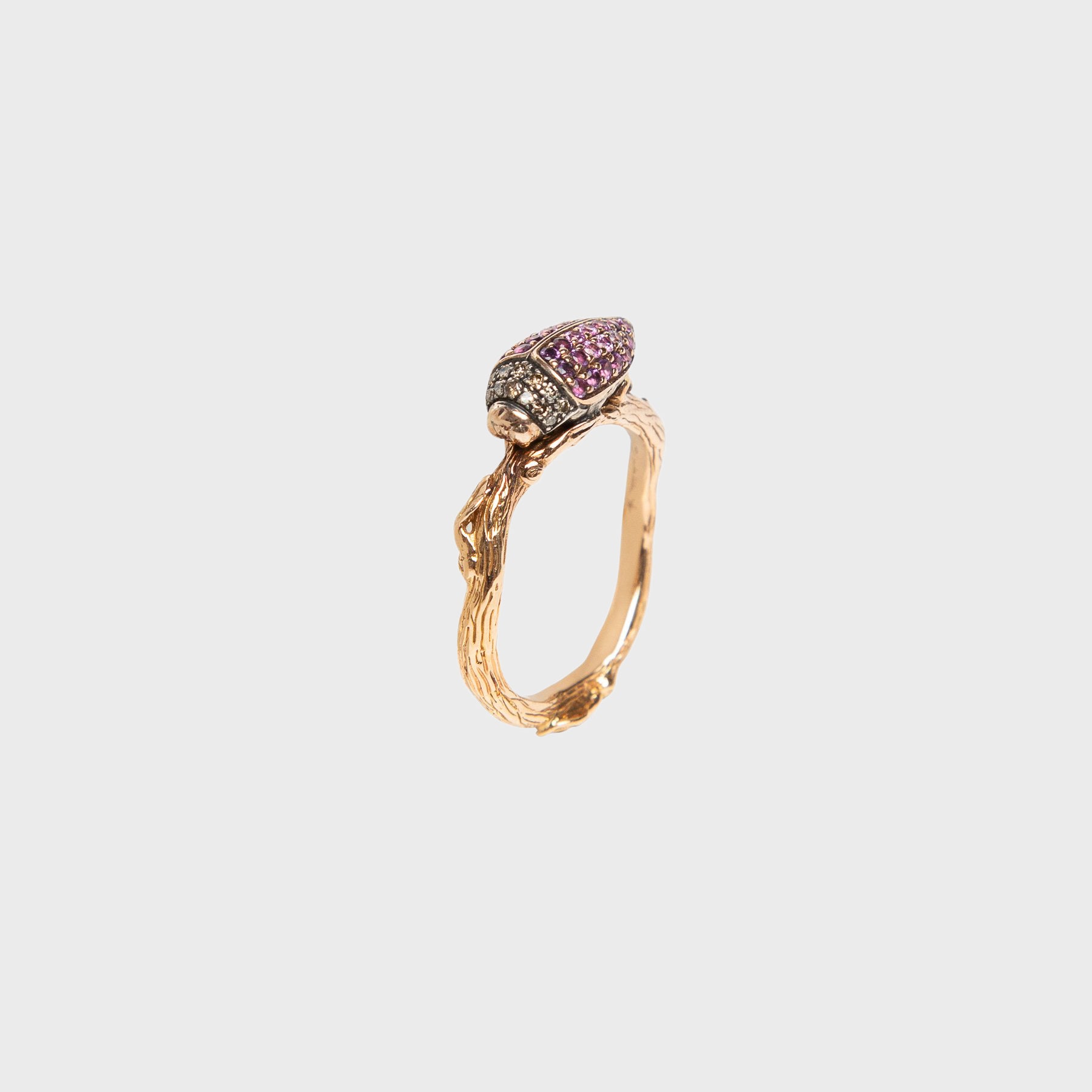 BIBI VAN DER VELDEN | PINK SCARAB STACK RING