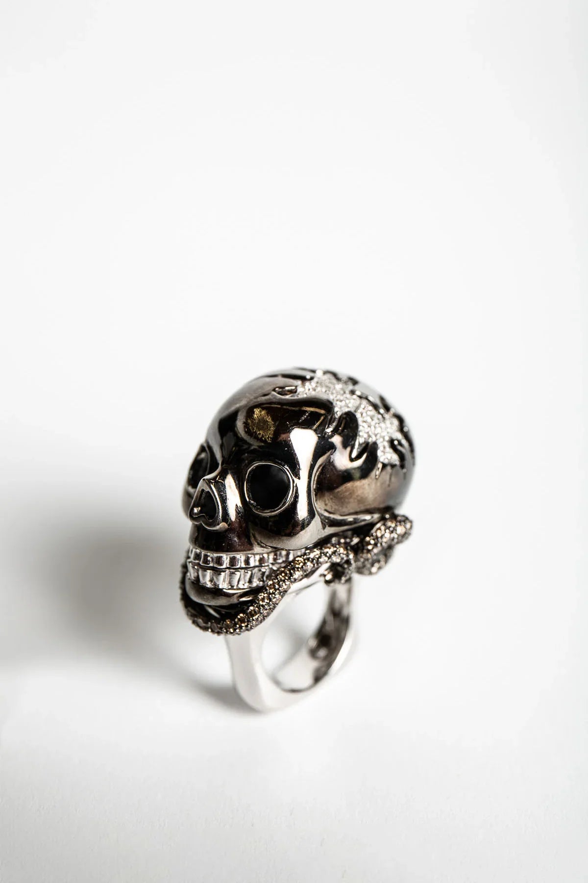 MAXFIELD PRIVATE COLLECTION | DIAMOND SKULL SNAKE RING
