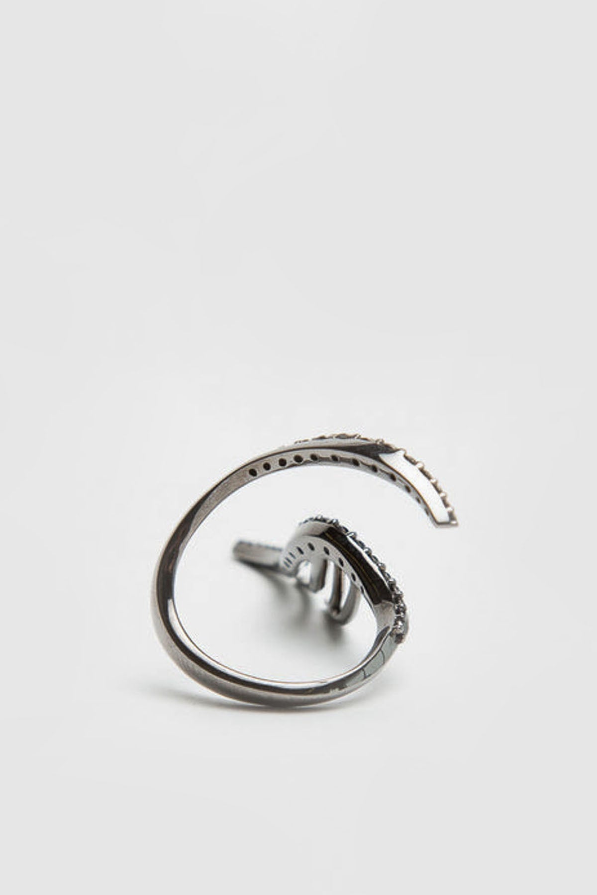 CRISTINA ORTIZ | BLACK DIAMOND WINGED RING