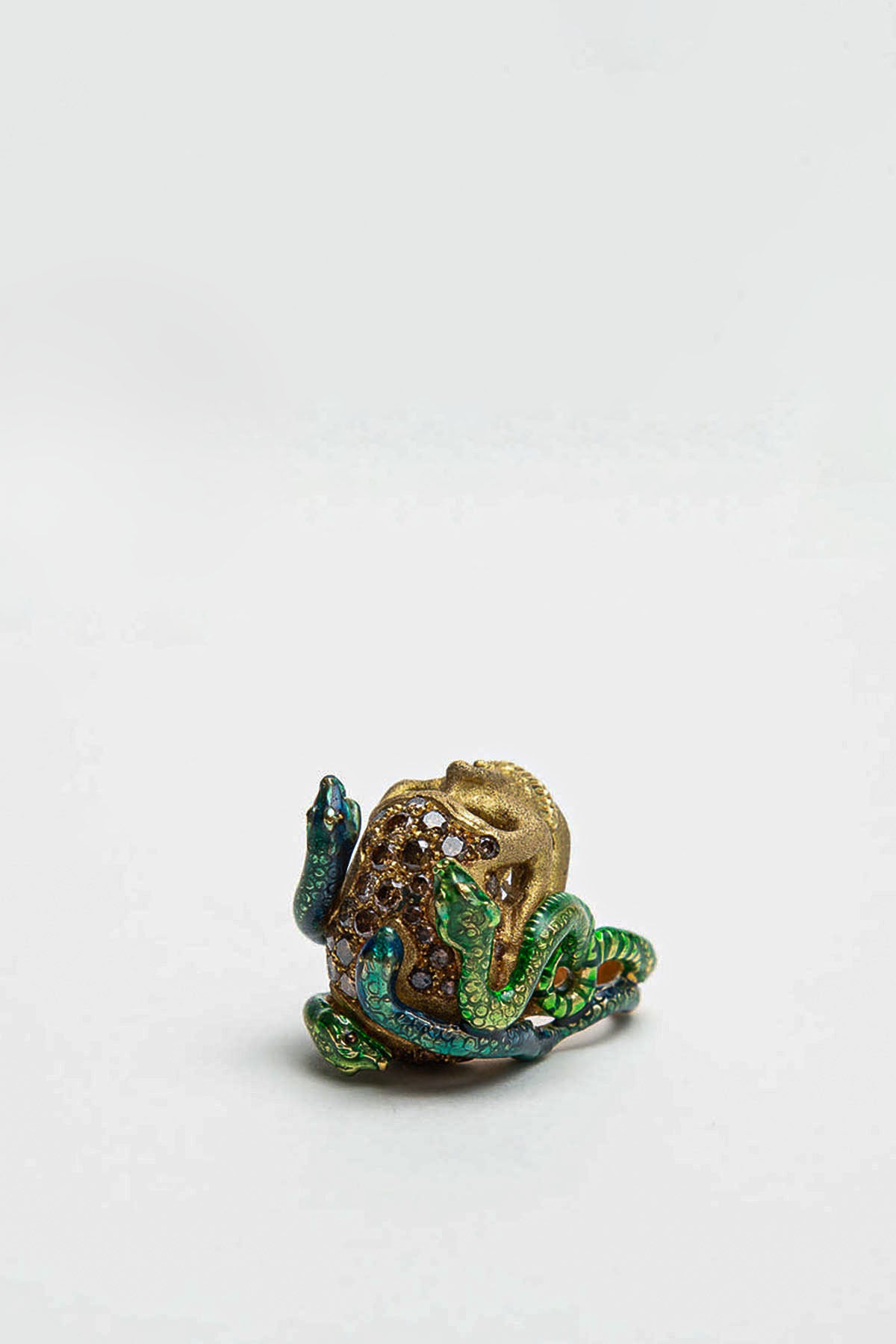 DELFINA DELETTREZ | GOLD SKULL ENAMEL SNAKES RING