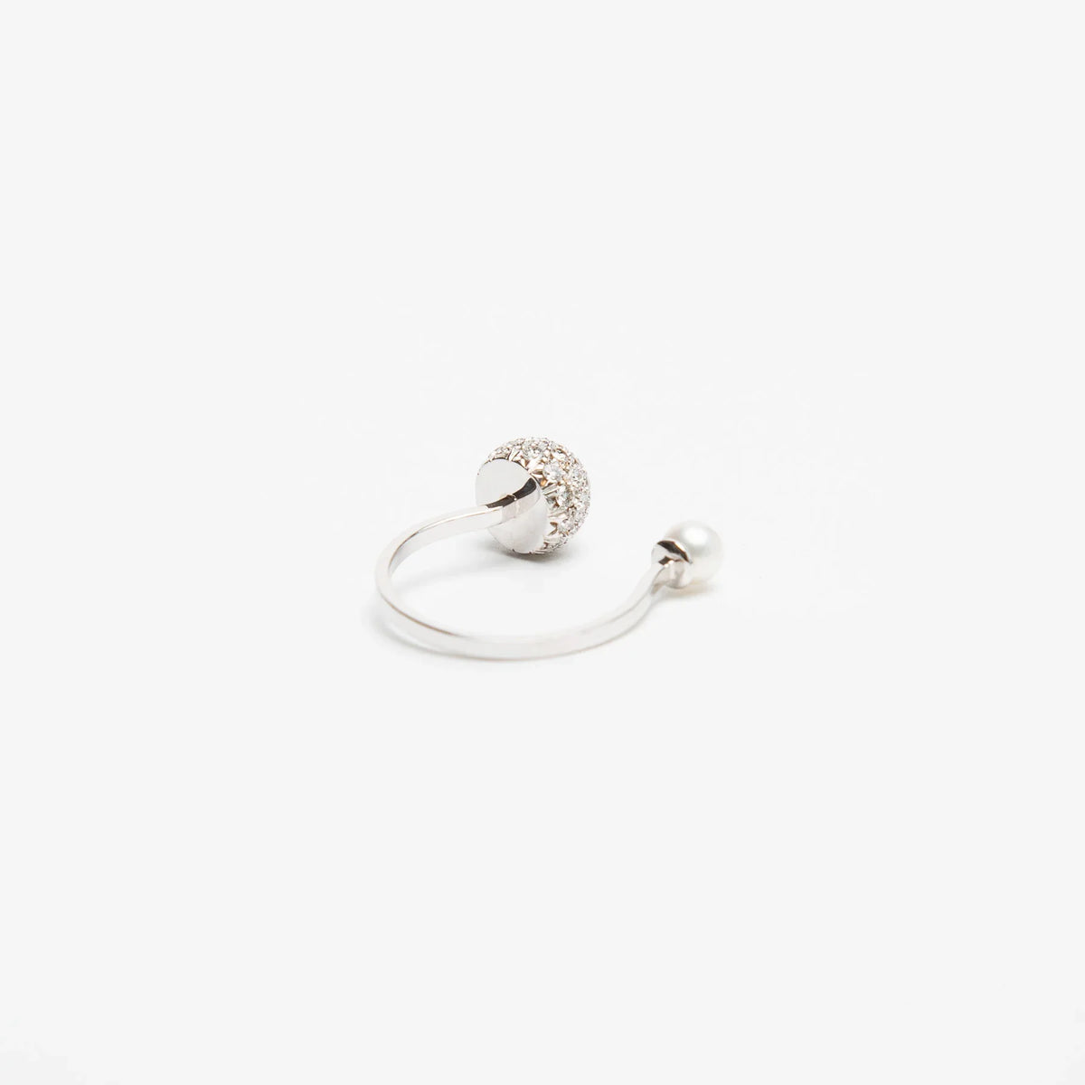 DELFINA DELETTREZ | SPHERE DIAMOND PEARL RING