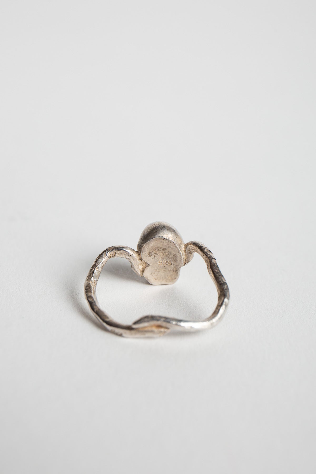 MAX-SS | RUBY SINGLE SKULL RING