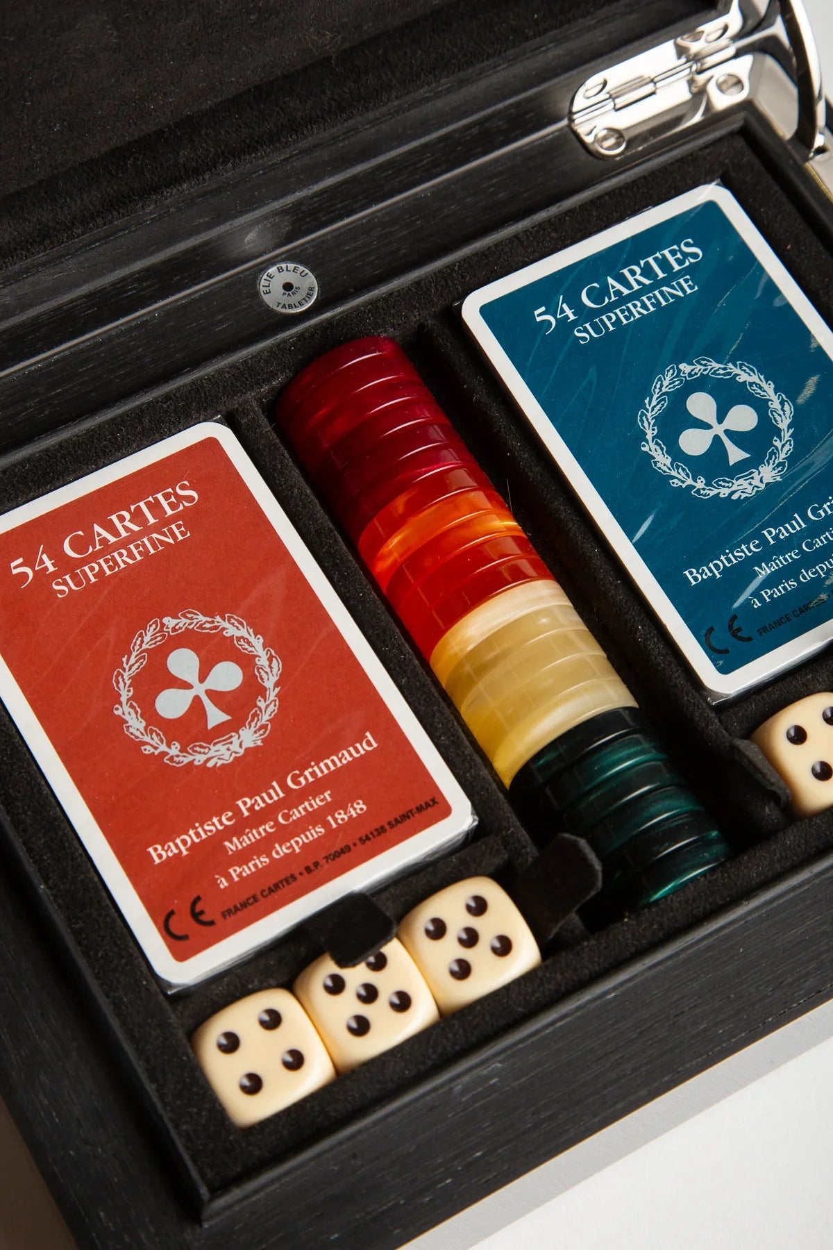ELIE BLEU | GAME BOX