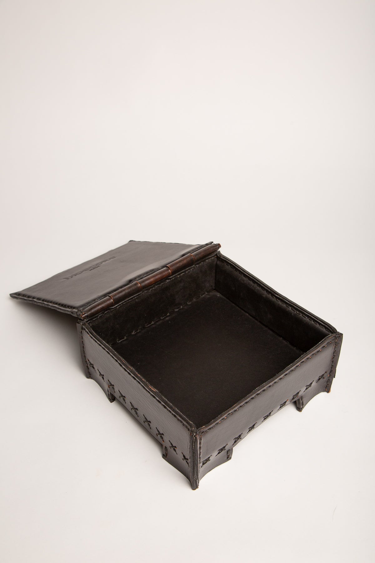 HIDECORE | FUCK THE WORLD BOX - MAXFIELD LA