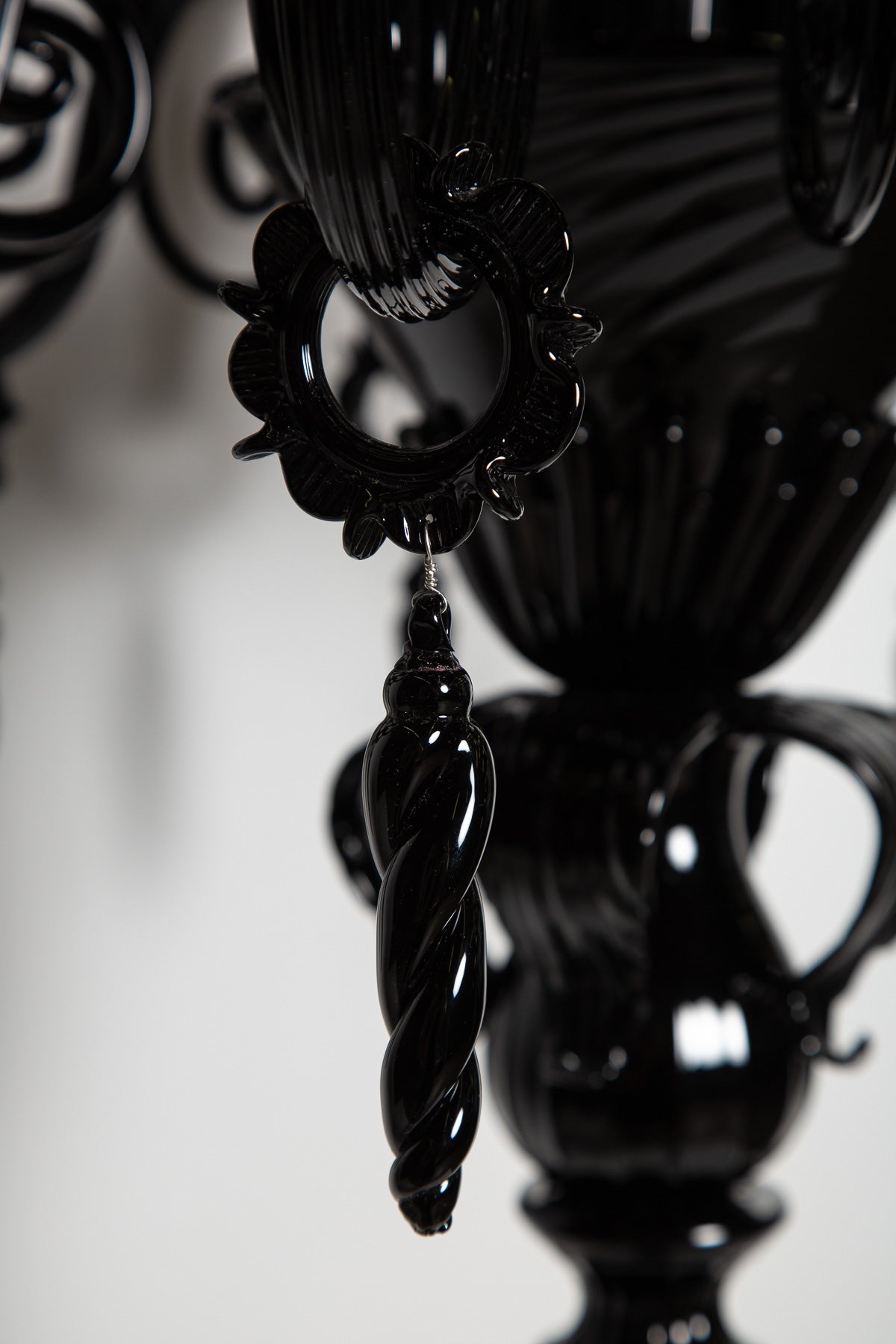 MAXFIELD PRIVATE COLLECTION | SEGUSO GIANNI MURANO FLOOR CHANDELIER