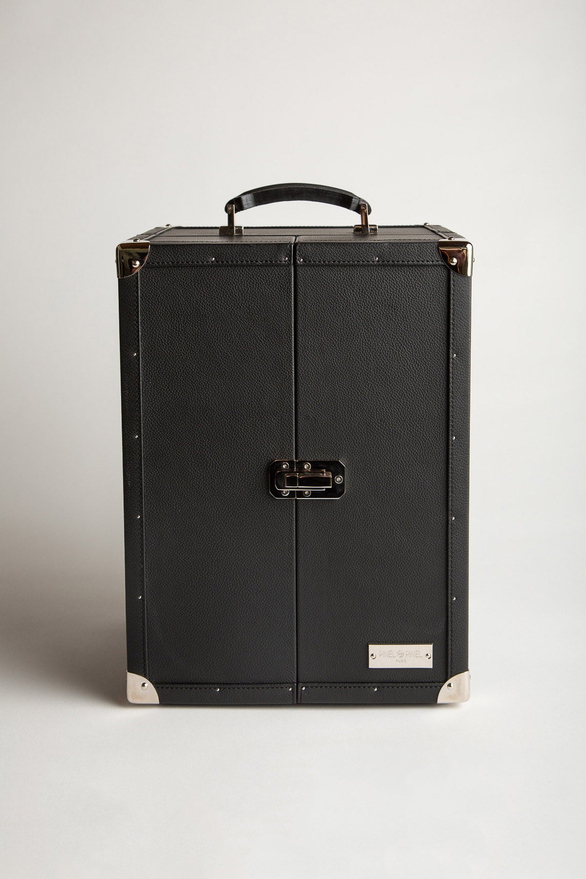 PINEL ET PINEL | WINE CASE