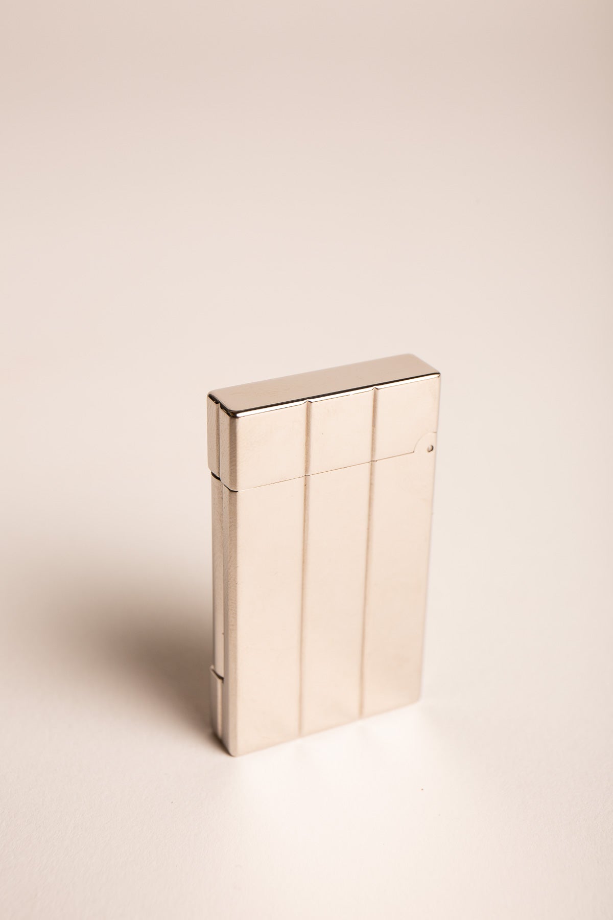 MAXFIELD PRIVATE COLLECTION | DIAMOND DUPONT LIGHTER