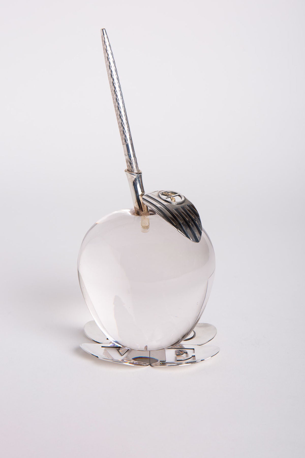 BLIND MAN TOGS | VINTAGE CARTIER APPLE TIFFANY TRAY PEN HOLDER