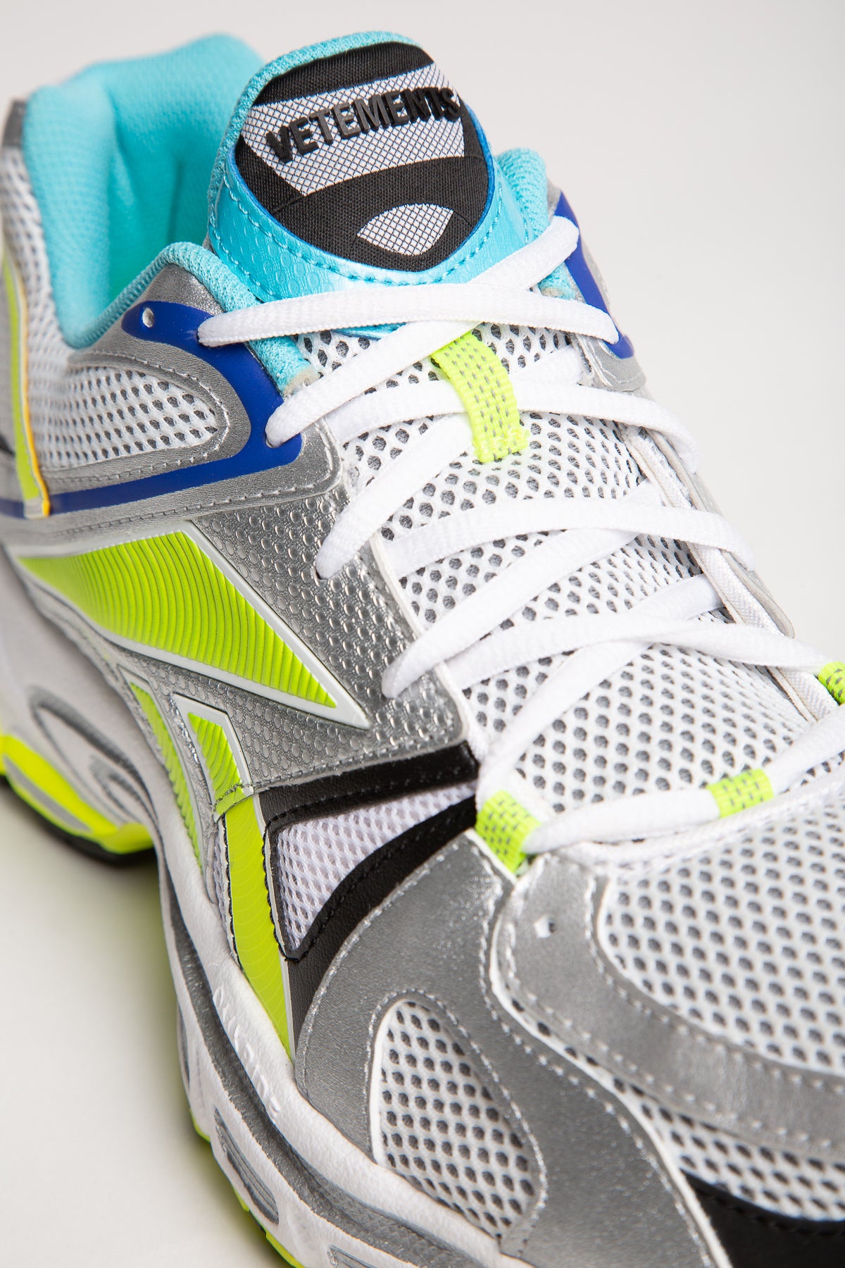 VETEMENTS | SPIKE RUNNER 200 - MAXFIELD LA