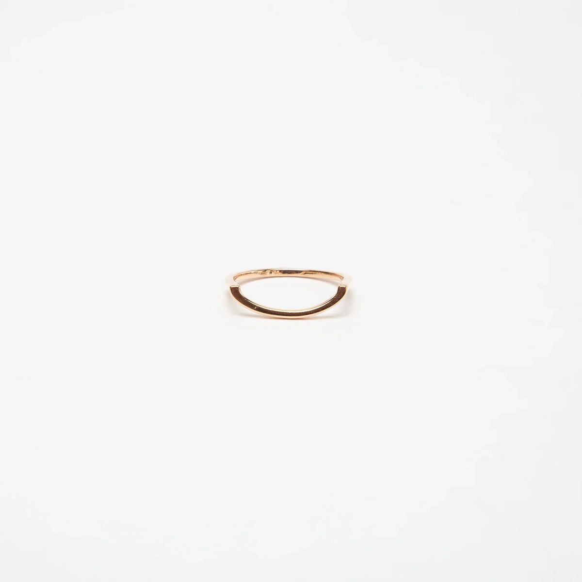 KWIT | 14K GOLD LETTER C RING