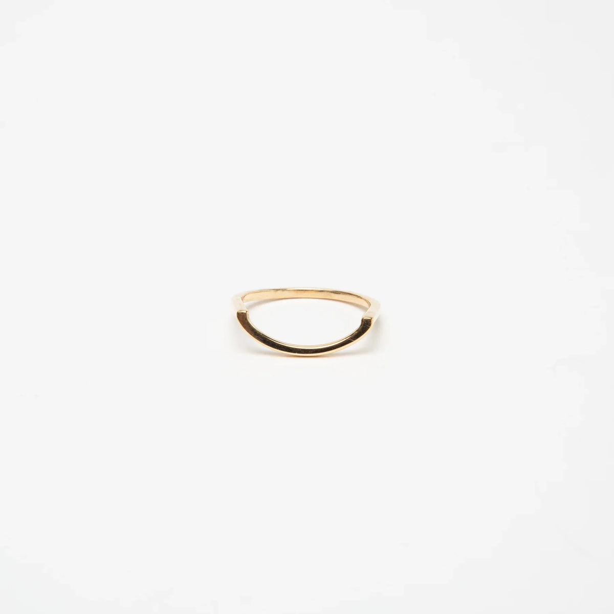 KWIT | 14K GOLD LETTER C RING