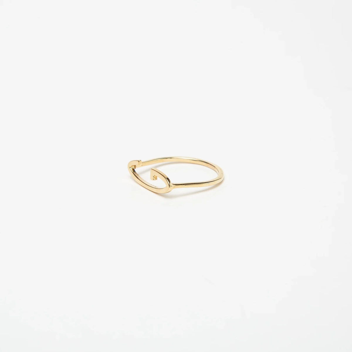 KWIT | 14K GOLD LETTER G RING