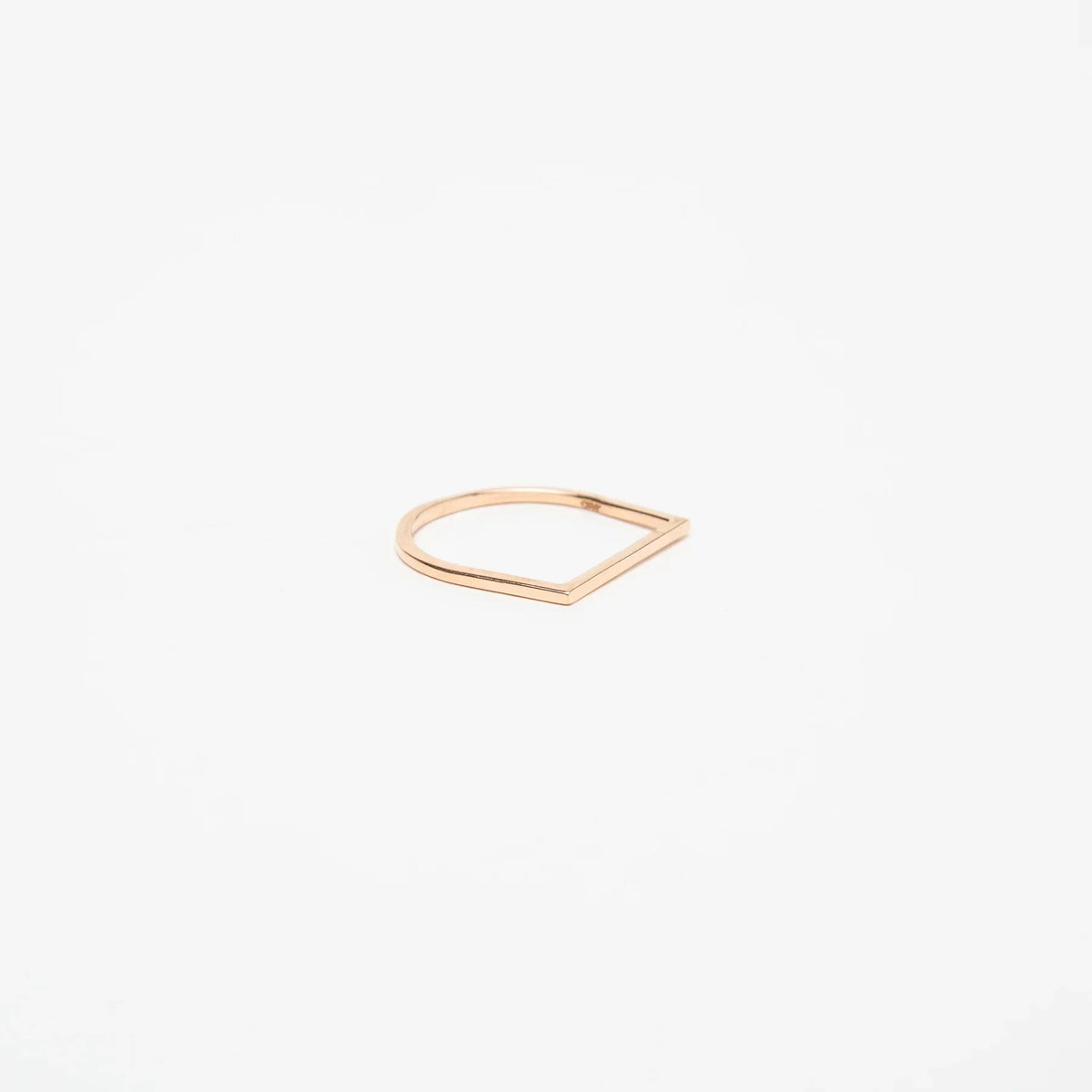 KWIT | 14K GOLD LETTER I RING
